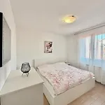 Apartment Charming In