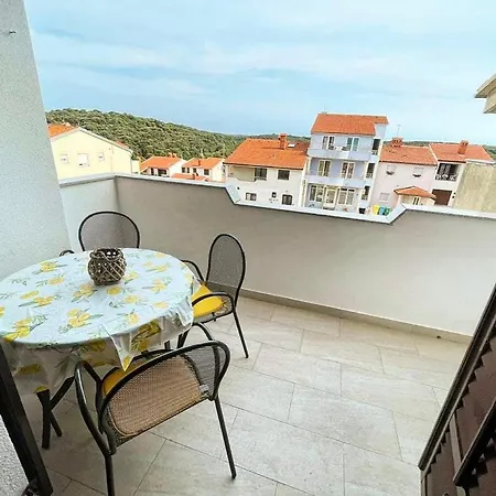 Apartmán Charming In Pula