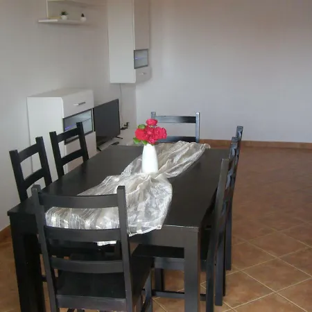 Apartment Charming In Pula