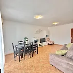 Appartement Charming In Pula