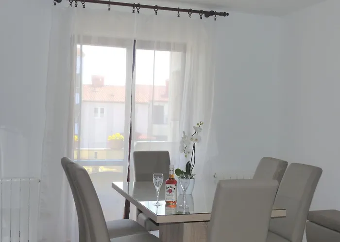 Apartment Charming In *