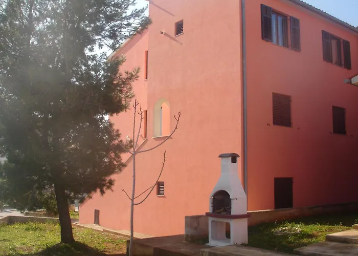 Charming In * Pula