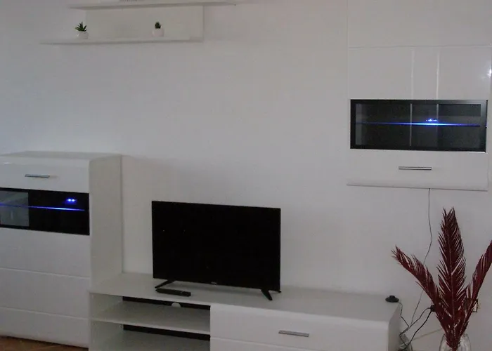 Charming In Apartment *